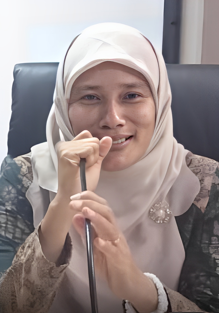 Dr. Fakhriati, M.A.